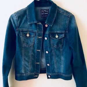 Beautiful jacket excellent opportunity